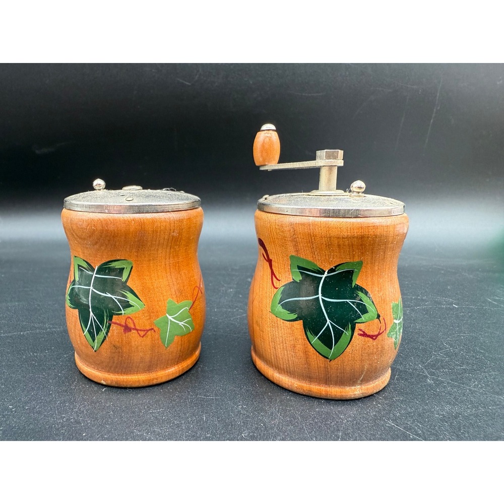 Vintage Skalny Japan Wooden Pepper Grinder & Salt Shaker‎ Ivy Leaf Design